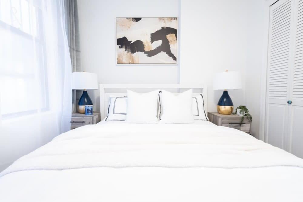 1435-2 3 Bedrooms 2 Bath Wd Ues Apartamento