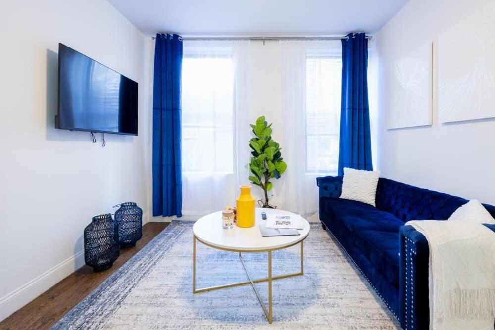 1435-2 3 Bedrooms 2 Bath Wd Ues Apartamento